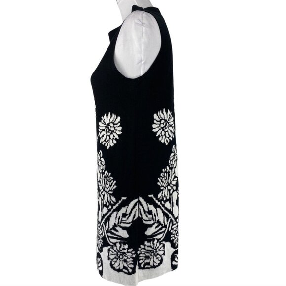 Adrienne Vittadini Women's Black Floral Sleeveless Ponte Knit Sheath Dress M/C35 - Picture 5 of 9